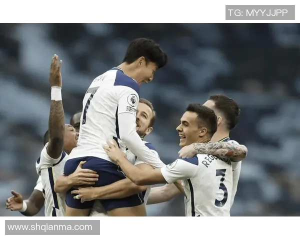 探索空挡足球的战术魅力与技术应用提升球队竞争力的全新视角 探索空挡足球的战术魅力与技术应用提升球队竞争力的全新视角